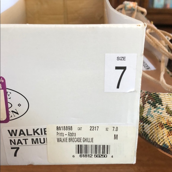 Steve Madden - Picture 6 of 7